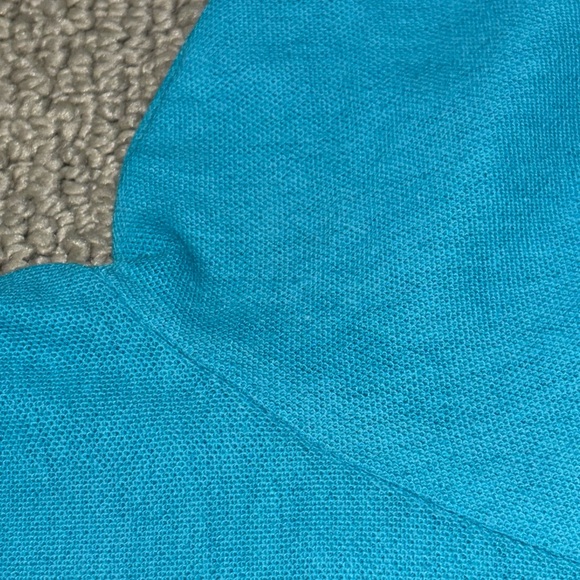 Vintage 1980s Levi's Men's Polo in a classic blue. Large. - Picture 6 of 7